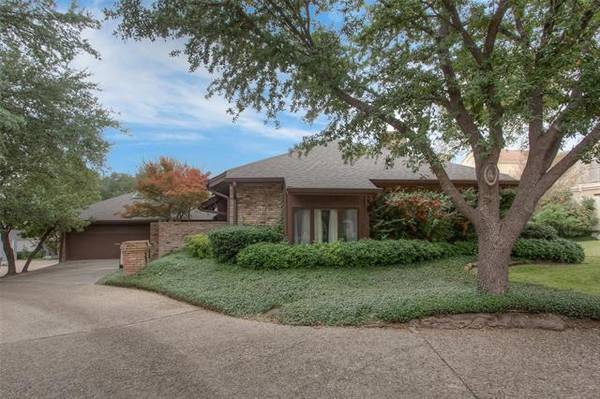 2145 Fountain Square Drive, Fort Worth, TX 76107