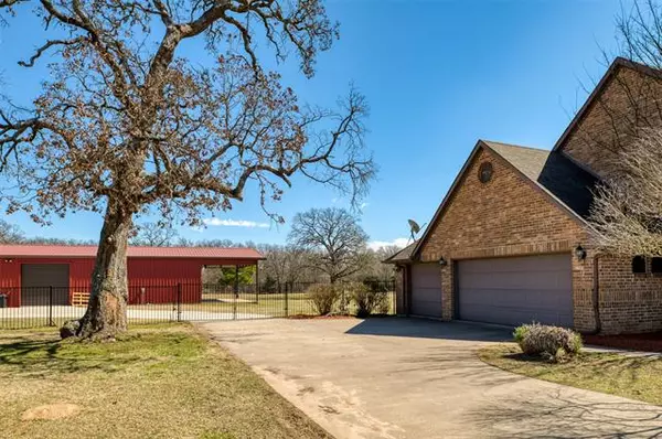 Quinlan, TX 75474,6103 Hidden Oaks Drive