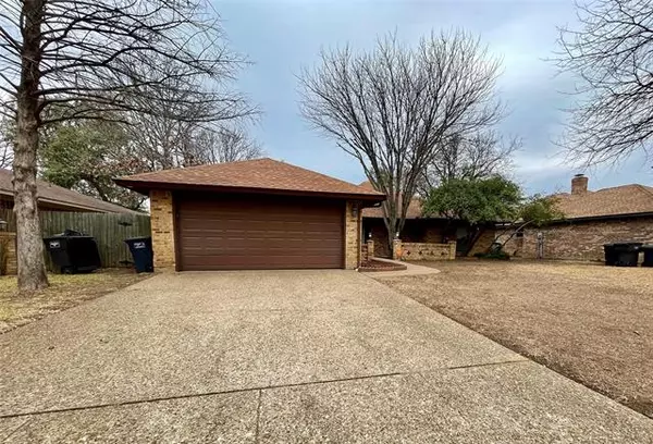 Fort Worth, TX 76133,7601 Pear Tree Lane