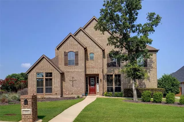 1501 Sea Breeze Lane, Azle, TX 76020