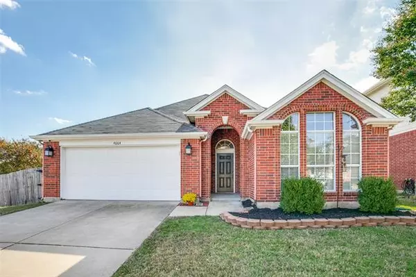 4664 Parkmount Drive, Fort Worth, TX 76137