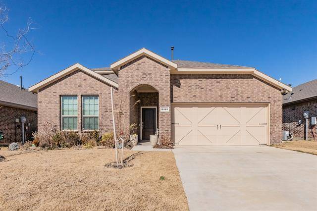 6413 Crownmere Drive, Aubrey, TX 76227