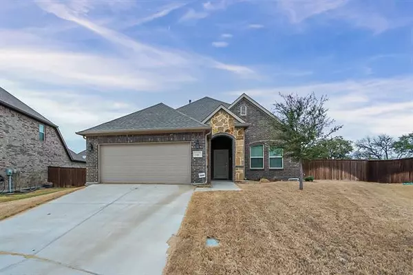 11304 Early Creek Lane, Fort Worth, TX 76108