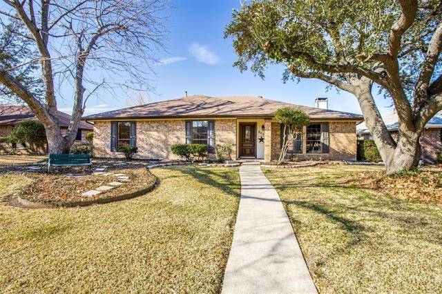 823 Meandering Way, Mesquite, TX 75150