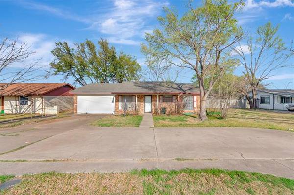 1426 S Belt Line Road, Grand Prairie, TX 75051