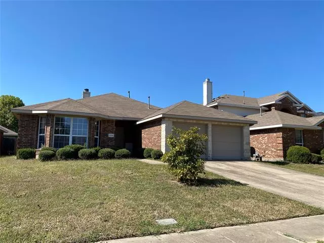 2825 Turtle Dove Lane, Mesquite, TX 75181