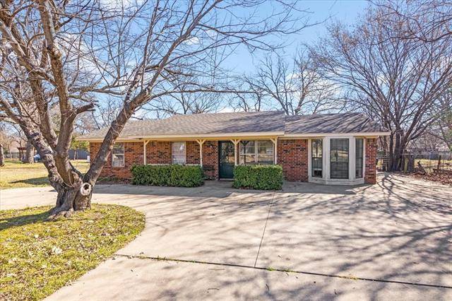 505 S Magnolia Street, Aubrey, TX 76227