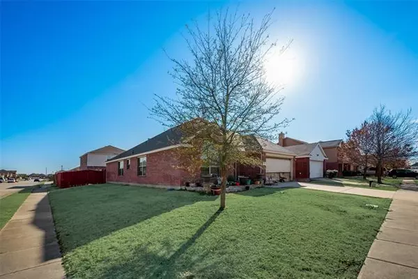 1201 Pine Forest Drive, Princeton, TX 75407