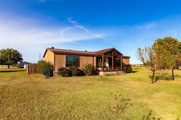 510 Avenue I, Hawley, TX 79525