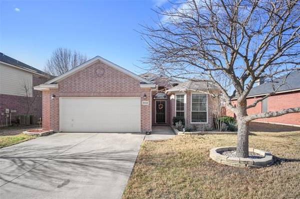 10549 Fossil Hill Drive, Fort Worth, TX 76131