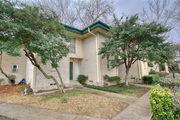 954 S Weatherred Drive, Richardson, TX 75080