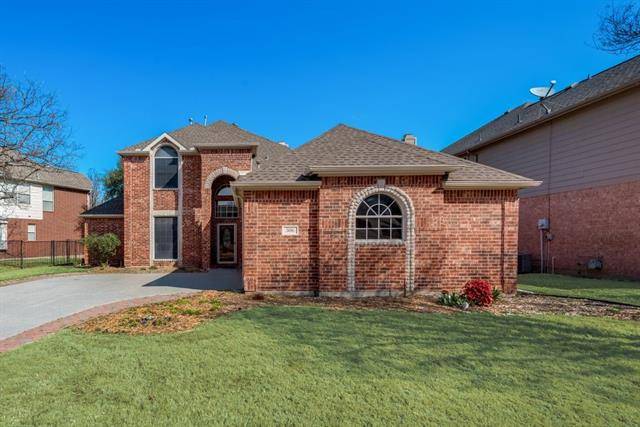 306 Owen Oaks Drive, Lake Dallas, TX 75065