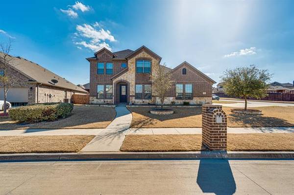 402 Double Creek Drive, Midlothian, TX 76065