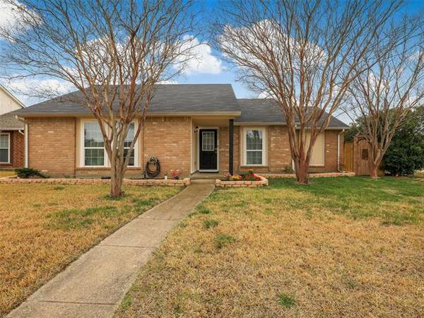 5612 Painter Street, The Colony, TX 75056