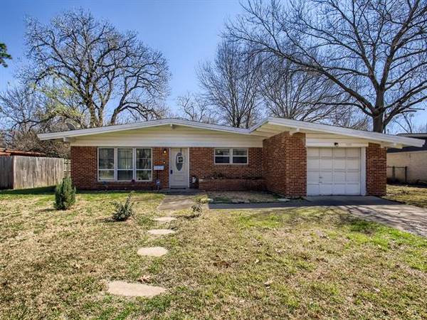 2038 Mather Street, Irving, TX 75061