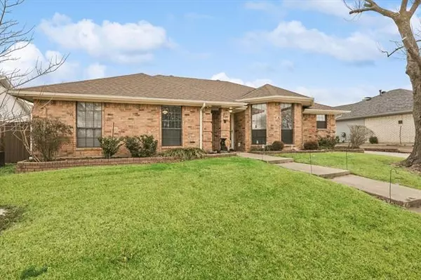 Carrollton, TX 75007,1724 Rosemeade Circle