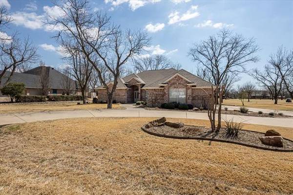 9619 Champions Drive, Granbury, TX 76049