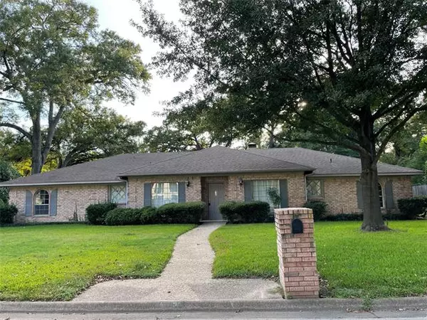 1716 N 26th Street, Corsicana, TX 75110