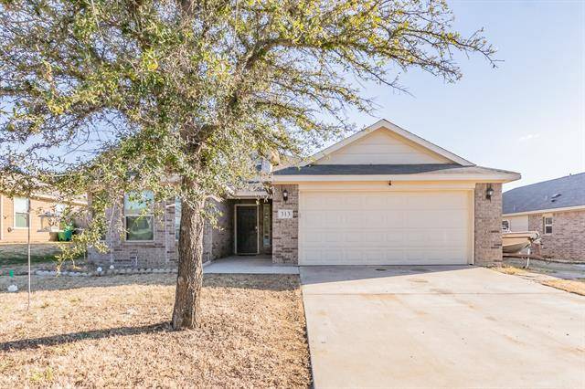 313 Candlewood Circle, Gainesville, TX 76240