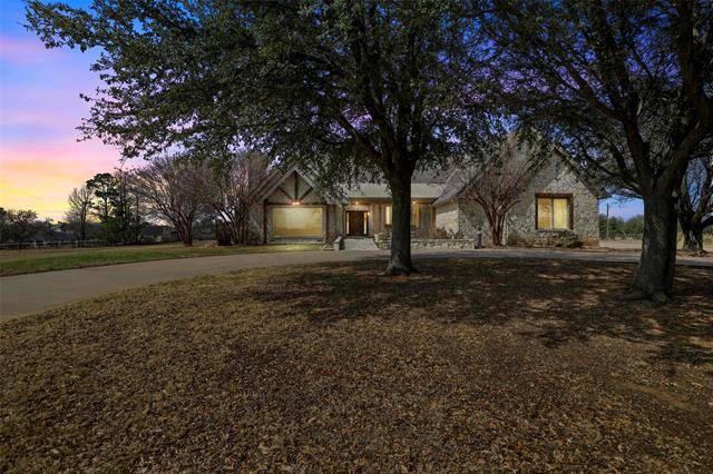 21 Woodland Court, Mansfield, TX 76063