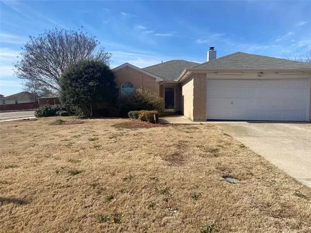 101 Kennedy Drive, Terrell, TX 75160