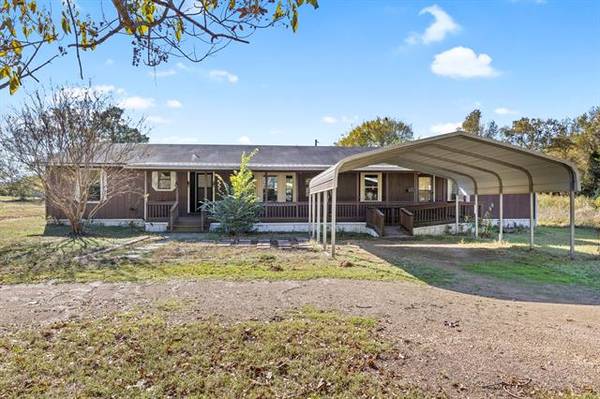 426 CR 2510, Leesburg, TX 75451