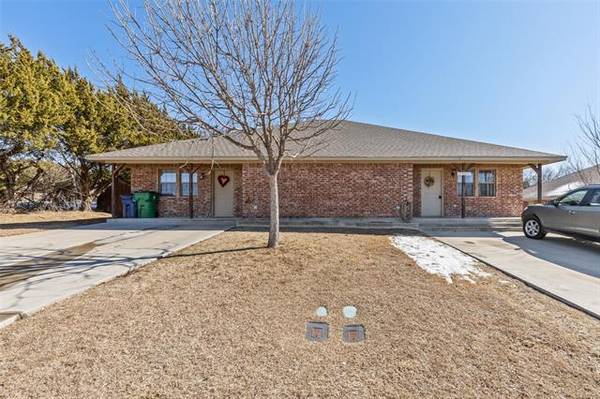 104 N Workman Road,  Decatur,  TX 76234