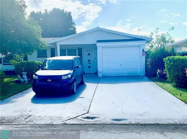 4928 NW 53rd St, Tamarac, FL 33319