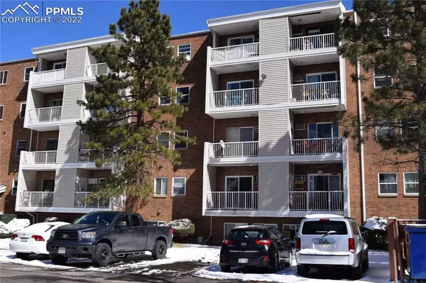 1250 Golden CIR #113, Golden, CO 80401