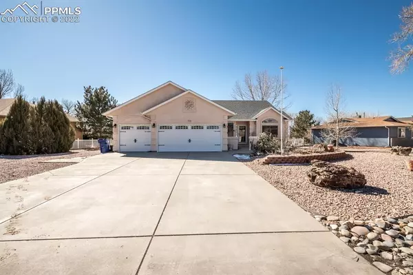 260 W Venturi DR, Pueblo West, CO 81007