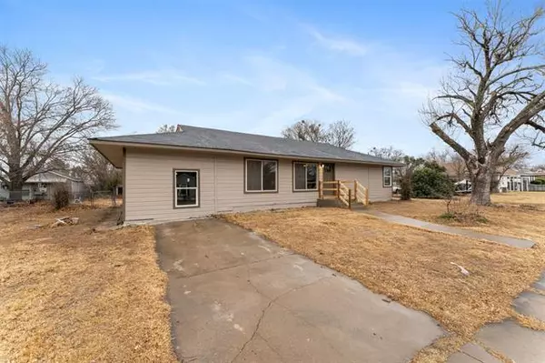 Brownwood, TX 76801,2406 1st Street