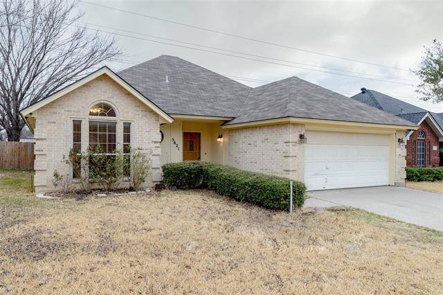 5621 Fairway Circle, Haltom City, TX 76117