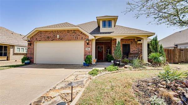 706 Royal Lane, Midlothian, TX 76065