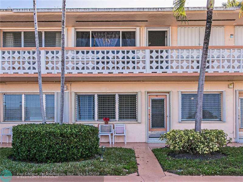 Hallandale Beach, FL 33009,815 SW 10th Ter  #14V