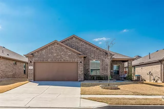 5013 Hayseed Drive, Fort Worth, TX 76179