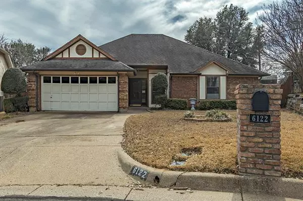 6122 Sandstone Drive, Arlington, TX 76001