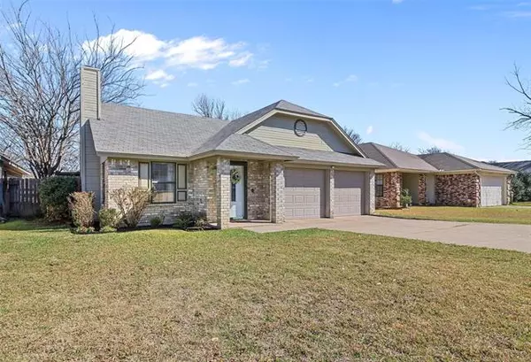 Arlington, TX 76017,4221 Meadow Park Drive