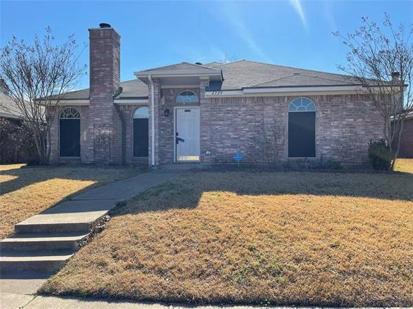 2729 Spring Rain Drive, Mesquite, TX 75181