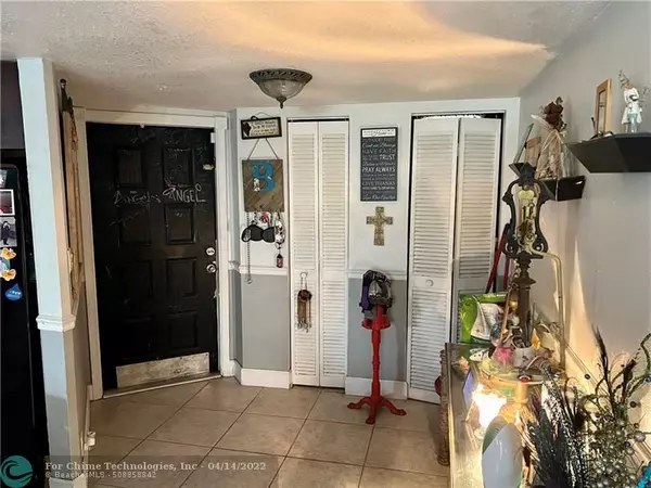 Coral Springs, FL 33071,8468 Shadow Court  #1-5