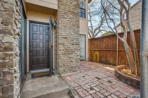 5626 Preston Oaks Road #8A, Dallas, TX 75254