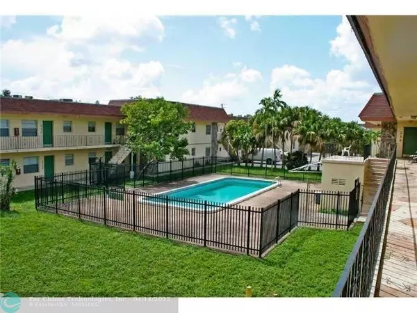 Lauderdale Lakes, FL 33313,4780 NW 24th Ct  #C-104