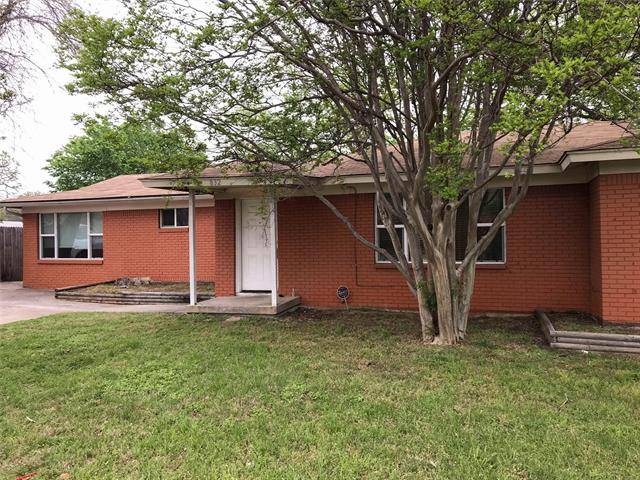 832 Central Drive, Bedford, TX 76022