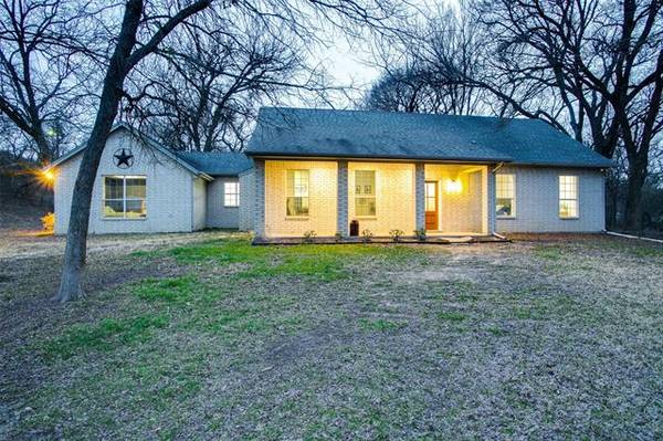 1395 Heritage Creek Drive, Rhome, TX 76078