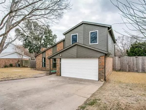 Grapevine, TX 76051,1019 Mockingbird Drive