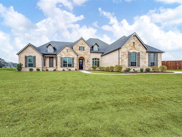 820 Davenport Drive, Waxahachie, TX 75167