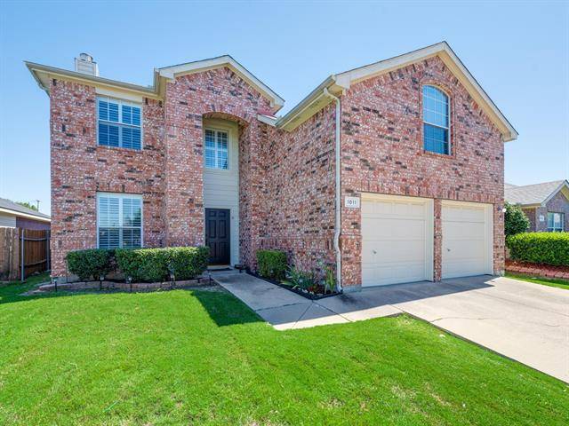 1011 Stonebrook Drive, Grand Prairie, TX 75052