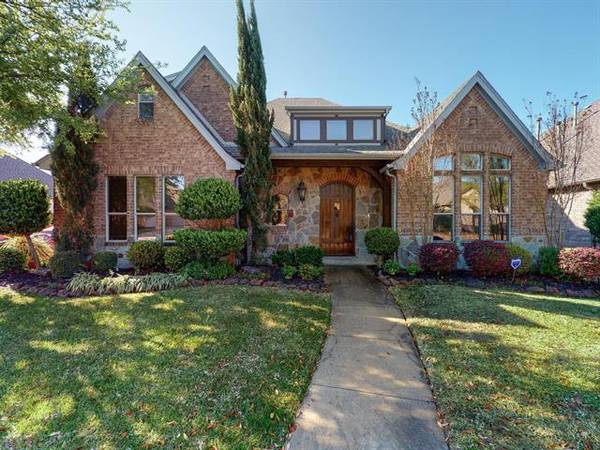 8608 Glenmont Drive, North Richland Hills, TX 76182