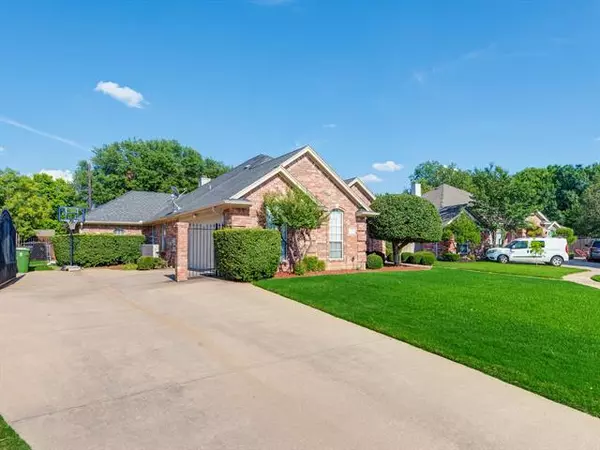 North Richland Hills, TX 76182,7500 Shane Court