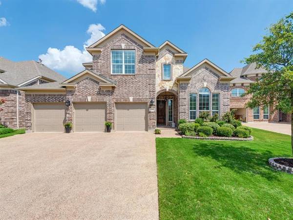 4400 Elmgreen Drive, Fort Worth, TX 76262