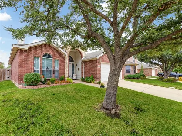 Fort Worth, TX 76118,9105 River Falls Drive